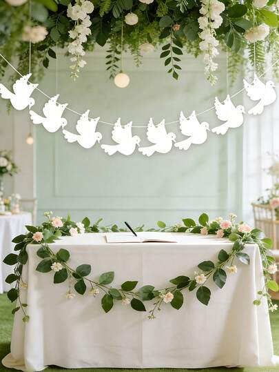 1 Bộ cờ trang trí hình chim bồ câu, thiết kế đơn giản và dễ thương, thích hợp làm biểu ngữ cho tiệc rửa tội, lễ rước lễ lần đầu, lễ xác nhận đức tin, tạo không gian trang trí nhà cửa và sự kiện yên bình, trang trí lễ rửa tội, trang trí nghi lễ tôn giáo, tạo bầu không khí trang trọng.