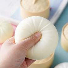 1个逼真蒸包玩具，创意仿真食物减压挤压球带蒸笼套装，成人减压挤压玩具 - 彩色 - 查看 7