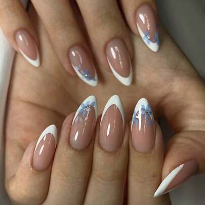 24 miếng dán móng tay hình hoa nhài chấm bi xanh dương nhạt, màu trắng, cỡ vừa và dài + 1 gel dán móng + 1 dụng cụ mài móng