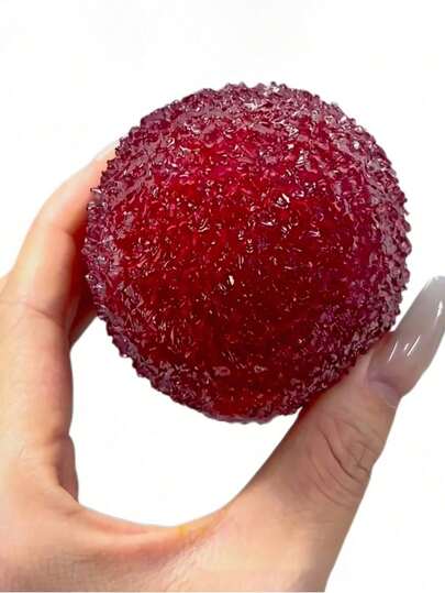 1个蜡莓造型减压桌面摆件 - 超大柔软可捏蜡莓造型 | 趣味礼物 & 减压 | 返校用品 | 适用于办公室、教室或家庭 | 非常适合冬季、感恩节、圣诞节、沙特国庆日、生日、节日、新年和情人节 | 送给男友或女友的礼物 | 成人适用