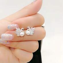 人造养殖淡水珍珠鹅形耳钉，简约锆石镶嵌镀金可爱耳环，女士款 - 白色 - 查看 10