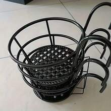 3个装铁艺悬挂式花盆架，带挂钩，金属植物悬挂篮架，适用于围栏、阳台、露台、户外盆栽植物，圆形铁艺栏杆花盆架，适用于多肉植物和绿植 - 3件套 - 查看 12