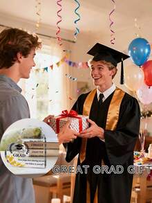 Memorabilia di laurea a forma di cuore in acrilico trasparente, stampato con lo slogan ispirazionale "Sei più coraggioso di quanto pensi". Adatto come regalo di laurea per studenti maschi e femmine, decorazione da scrivania per la stagione di laurea, ricordo di laurea 2026 o regalo di laurea motivazionale. Può essere utilizzato come decorazione da scrivania, gadget per la festa di laurea o decorazione per la casa/ufficio per laureati universitari e delle scuole superiori. - Souvenir di laurea a forma di cuore in acrilico trasparente - Visualizzare 3