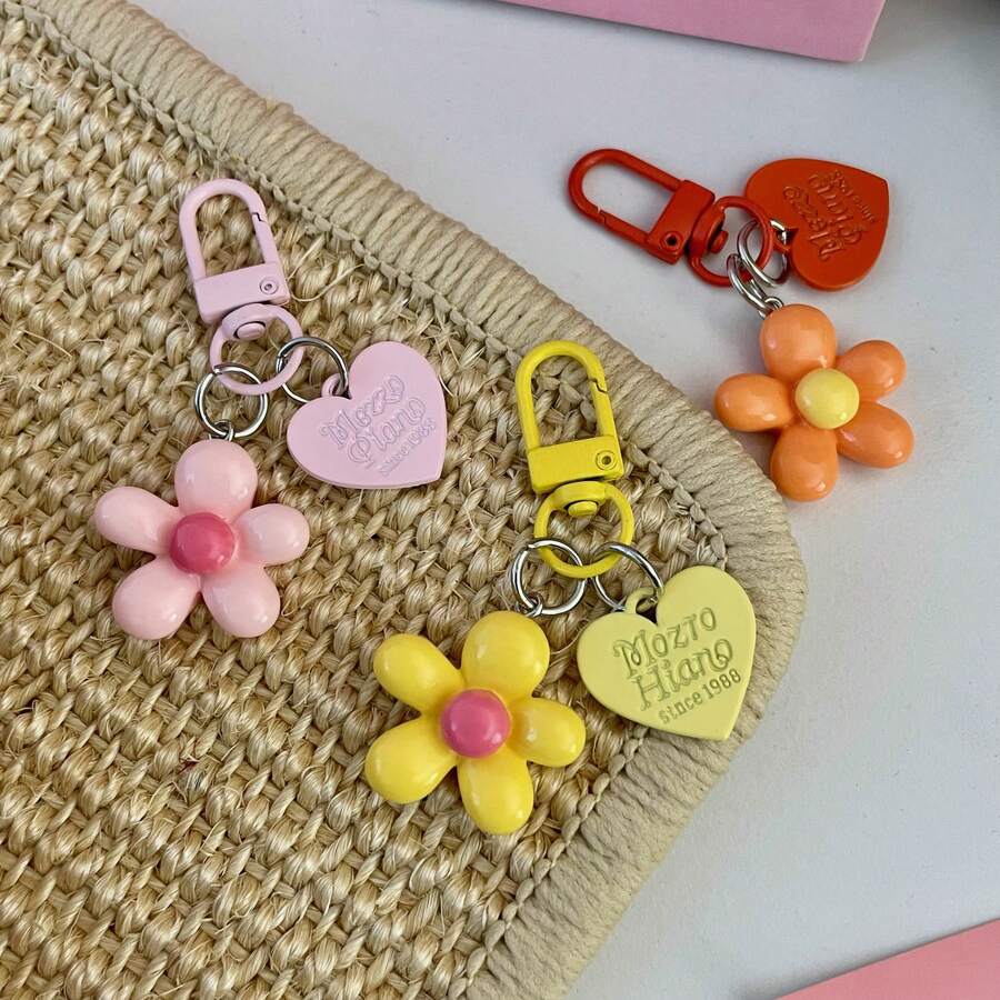6pcs Flower & Heart Shaped Pendant, Cartoon Resin Decor, Keychain With Lobster Clasp, Decorative Birthday Gift Set For Bags And Car Keys