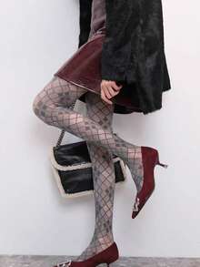 1 chiếc quần tất nữ 3D họa tiết Argyle, chất liệu lưới co giãn cao, giúp thon gọn và nâng đỡ vòng một, phù hợp cho đi làm hàng ngày, dự tiệc và chụp ảnh. - Xám - Xem 5