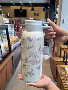 1500ml Botella de doble capa de acero inoxidable 304 con aislamiento al vacío de gran capacidad, se puede usar como cafetera, recipiente para bebidas, hervidor de agua caliente, cafetera o tetera. Con un diseño de patrón floral clásico, obra artística original, resistente a golpes y fácil de limpiar. La tetera muestra un elegante patrón floral, adecuada para bodas, fiestas, actividades al aire libre, oficina, escuela, celebraciones de inauguración de la casa y regalos. - Multicolor - Ver 8