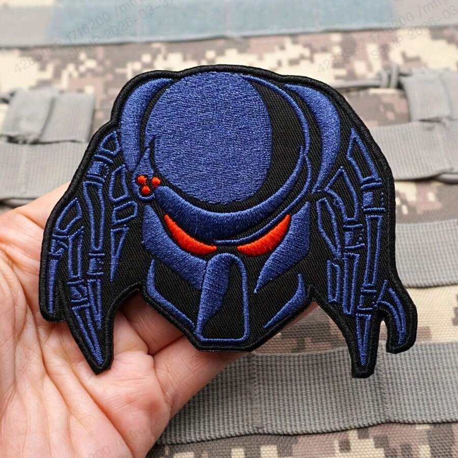 Alien Predator Embroidered Patch, Tactical Vest/Belt Badge, Backpack Motivational Badge, Clothing Patch Sticker - Ironing Style - View 1
