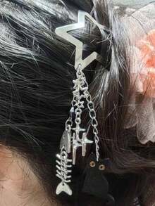 Korean Cute Girly Silver Fish Bone, Black Cat, Star Pattern Hollow Bangs Clip, Versatile Hair Clip,Summer,Holiday,Travel, Head Accessories, Claw Clips - Silver - View 2