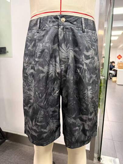 Quần short nam FEIAO phong cách retro "giàu có xưa": Chất liệu vải nhẹ, có họa tiết, in kỹ thuật số trên chất liệu polyester, họa tiết lá cây xếp chồng cổ điển, quần short 5 inch thoải mái - một món đồ thiết yếu cho mùa hè, thoải mái và thân thiện với da, dễ phối đồ.