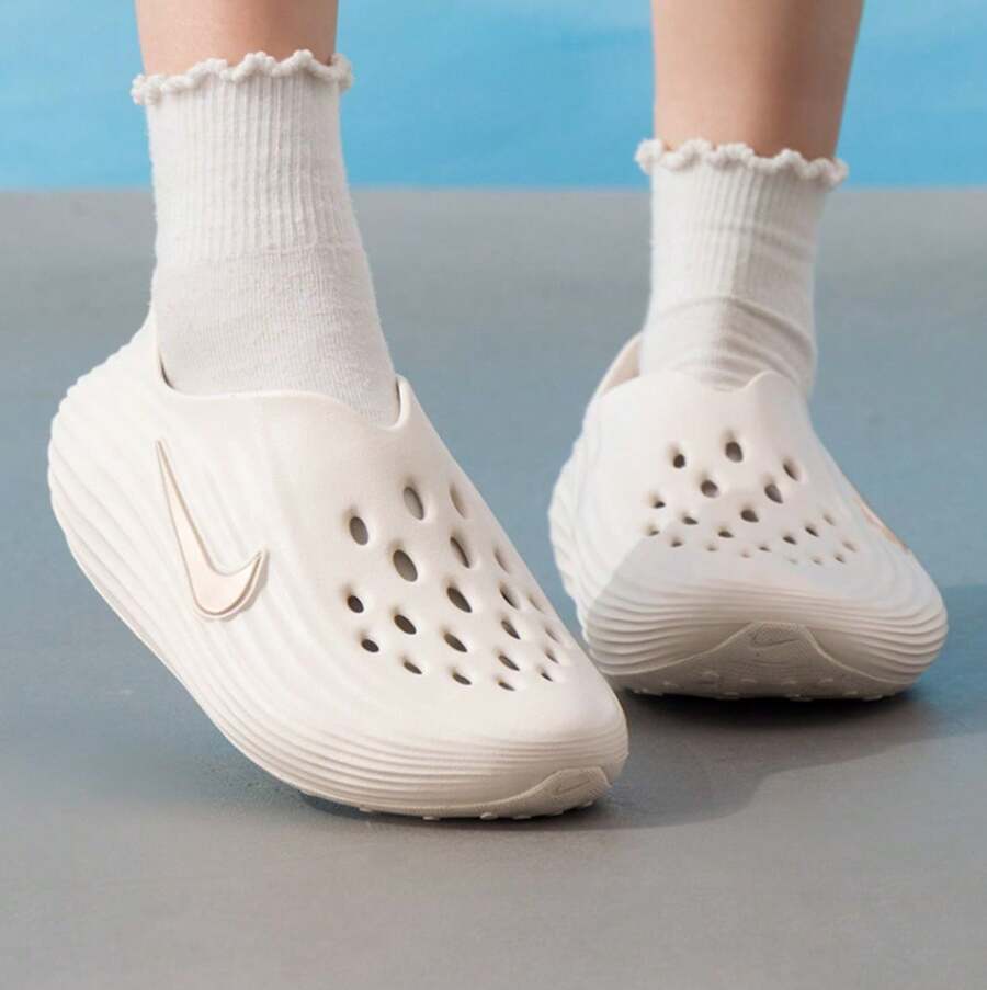 Nike Sandal nữ thoáng khí, khoét lỗ, kiểu dáng slip-on, hở mũi. - Màu be - Xem 1