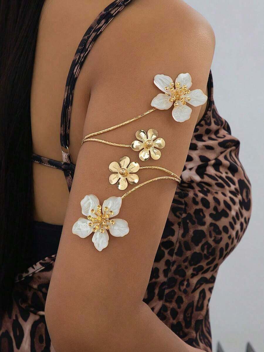1pc Vintage Exaggerated Oil Drip Floral Wrap Asymmetrical Arm Cuff Bracelet Travel Vacation Party Outfit - 白色 - 查看 1