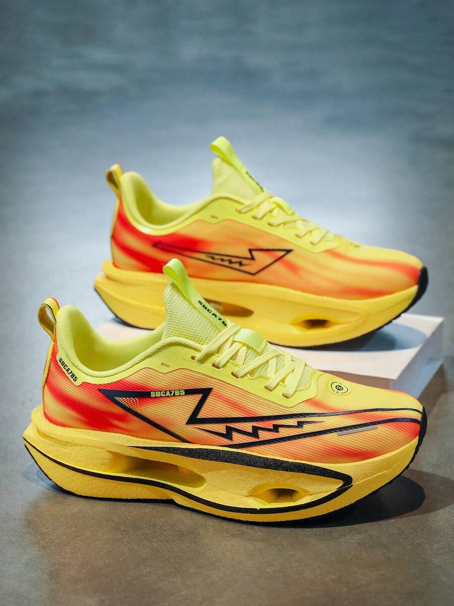 Sepatu Lari Pria Ringan dan Bernapas, Dilengkapi Teknologi Sol Dalam Serat Karbon - Desain Warna Gradien, Sol Peredam Guncangan, Cocok untuk Aktivitas Luar Ruangan, Santai, dan Mendaki di Semua Musim - Sepatu Atletik Bertali Rendah, Sepatu Mendaki dengan Desain Warna Gradien dan Struktur Penopang Bantalan