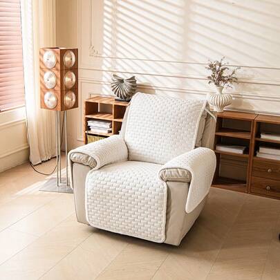 1pc Plush Velvet Recliner Sofa Cover - Anti-Slip, Machine Washable, Pet-Friendly, Fit For Single-Seat Recliners, Cozy & Inviting Atmosphere For Living Room & Office Decor, Soft Polyester Fabric Armchair Cover/ Accent Chair Cover/ Recliner Slipcover