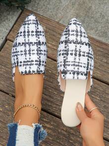 White and Black Long Lines