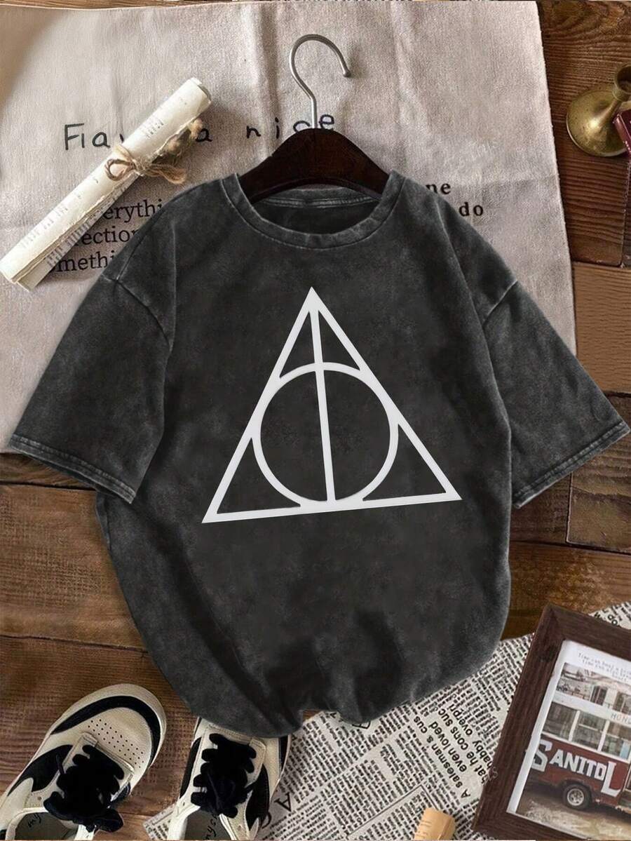 Warner Bros Con el logotipo de las Reliquias de la Muerte de la saga de , este es un estilo popular para el verano de 2026, perteneciente a la de la moda urbana. - Negro - Ver 1