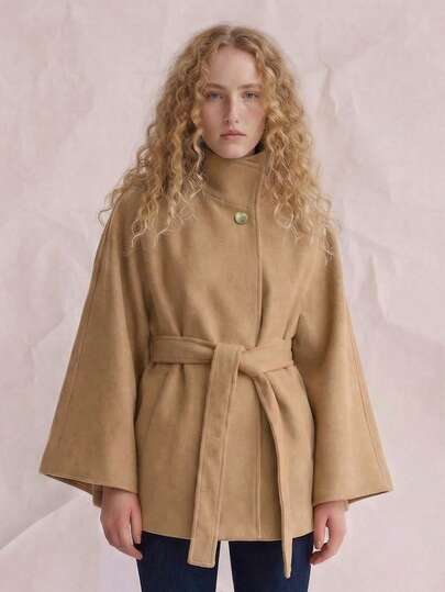 OUTTA BOX 金色搭扣装饰纯色漏斗领系带羊毛斗篷，优雅宽松斗篷外套，时尚奢华春季斗篷