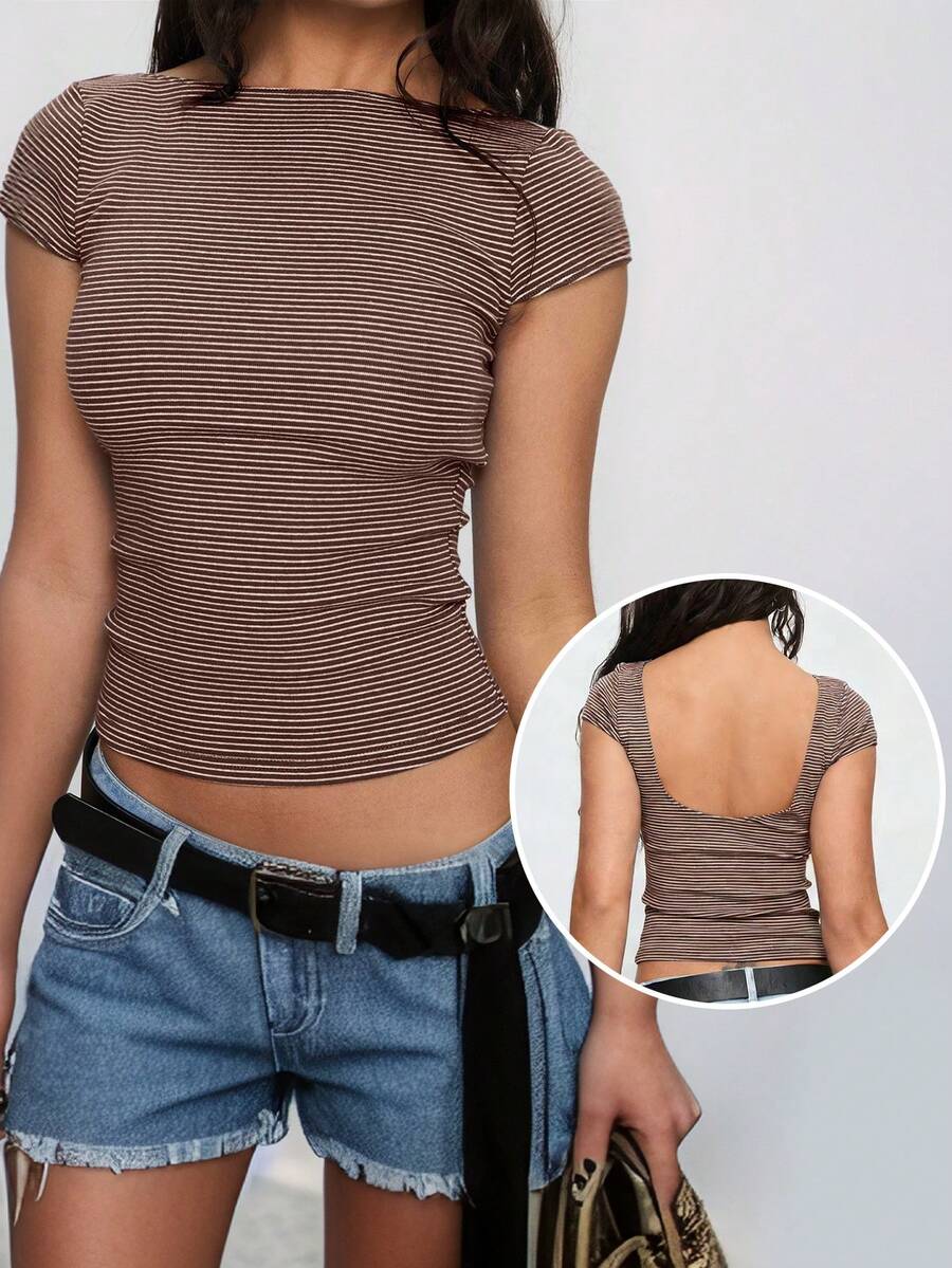 Áo thun ngắn tay kẻ sọc màu cà phê mới về, thiết kế hở lưng gợi cảm, áo crop top ôm sát khoe eo. - Cà phê nâu - Xem 1