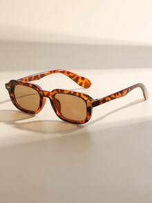 New Women's Square Small Frame Retro Minimalist Elegant Fashion Glasses, Suitable For Street, Vacation, Versatile Accessory - Leopard - View 2