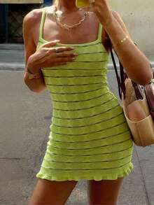 Live To Mo 女士夏季性感方领吊带针织绿色连衣裙迷你修身荷叶边连衣裙适合度假旅行和日常休闲穿着 - 綠色 - 查看 1