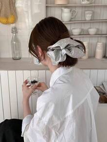1 Peça Scrunchie de Moda Poá de Cetim Cinza, Acessório de Cabelo Elástico para Rabo de Cavalo de Primavera/Verão, Adequado para Várias Ocasiões, Elásticos de Cabelo, Fitas de Borracha para Cabelo, Corda de Cabelo Elástica, Festival, Festa - Multicolorido - Visão 3