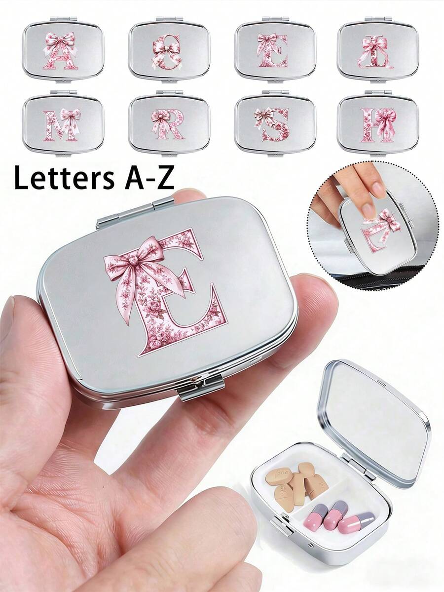 方形藥盒,飾有花卉與字母圖案,便攜式 A-Z 字母藥盒,迷你金屬收納盒,便攜式珠寶藥盒,個性化創意禮品,蝴蝶結圖案,適合旅行、戶外活動,可放入包袋與口袋,可用作婚禮禮物、禮品與接待裝飾,獨特設計裝飾性旅行收納盒,母親節禮物、朋友禮物、護士禮物 - 彩色 - 查看 1
