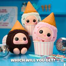 MGA Entertainment MGA ! Hyojo Blow Pop 盲盒系列，以三明治餅乾、Kisses 和冰淇淋等經典品牌為靈感的系列主題。每系列包含 3 款限量設計的收藏級毛絨玩具，適合各年齡收藏家與禮品贈送。 - 彩色 - 查看 4