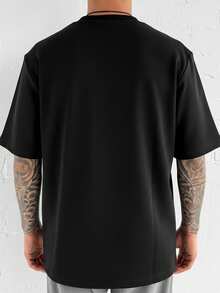 T-shirts för män - Svart - Visa 2
