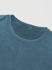 Vintage Distressed Snow Flake Print T-Shirt, Spring/Summer - Blue - View 3