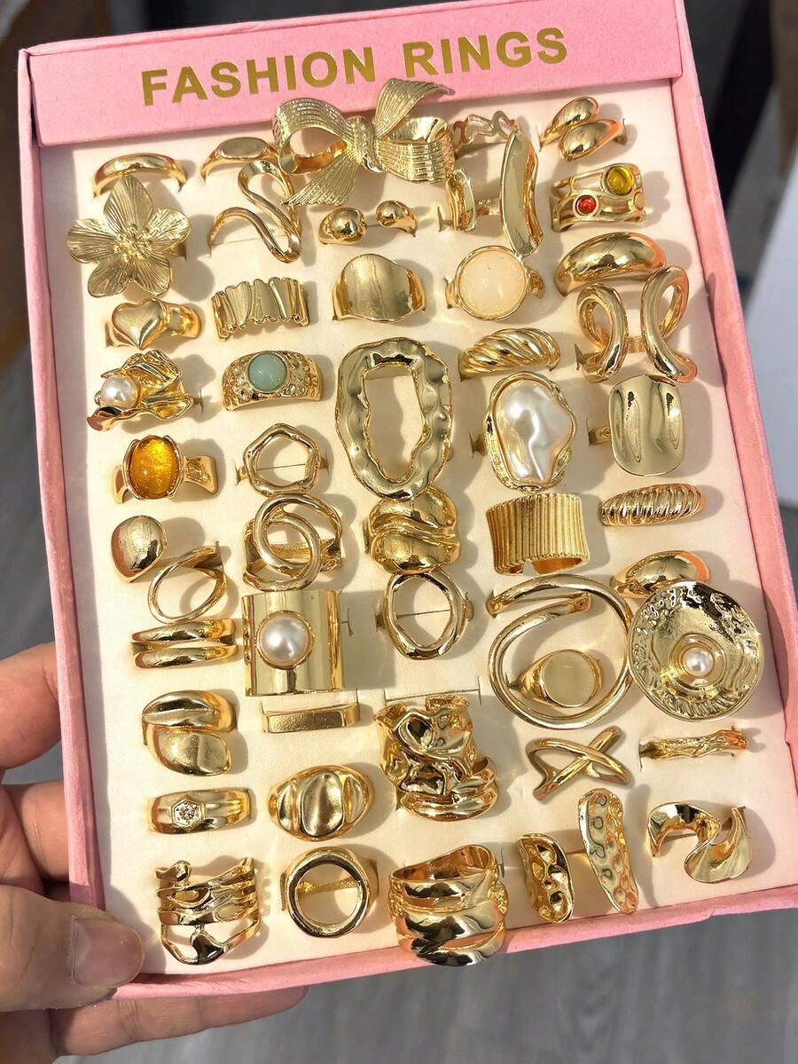 Bộ nhẫn nhiều chiếc kiểu cổ điển, thanh lịch, dày dặn, có thể xếp chồng lên nhau gồm 30/20/15/10/6 chiếc - với các họa tiết hoa, nơ, hình học, ngọc trai, hình dạng bất thường, vân đá nhiều màu sắc, hình trái tim, xếp nếp, rỗng, vuông, tròn, xoắn, dây bện, tối giản, vòng trơn, nhẫn ngoại cỡ, dày dặn, thời trang, thanh lịch, tinh tế, thiết kế retro, phù hợp cho kỳ nghỉ, tiệc tùng, hẹn hò, làm quà tặng, đeo hàng ngày. - Vàng - Xem 1
