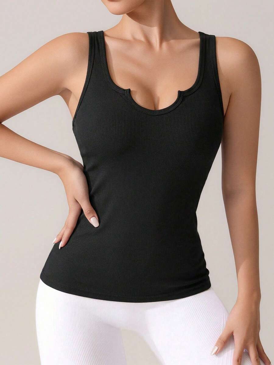 1pc Women Self-Adhesive Padded Camisole, Notch Neck Design Fitted Tank Top, Versatile Casual Minimalist Camisole, Soft & Comfortable Spring/Summer Undershirt - Black - View 1