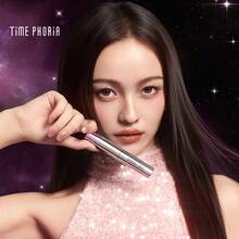 TIMEPHORIA 不沾杯唇彩，24小时持久显色，轻盈保湿不粘腻，按压式包装 - 005 MOONDUST BEIGE - 查看 5