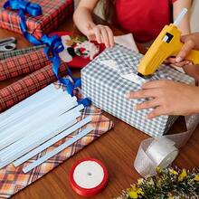 Keo dán nóng chảy dạng que, keo dán nóng chảy độ nhớ cao, đồ thủ công DIY, keo dán thủ công chắc chắn, thích hợp để làm thiệp chúc mừng, dán mép vải, sửa chữa xốp, ruy băng và hoa giả, cố định tấm xốp, v.v. Súng bắn keo nóng chảy, keo dán nóng chảy dạng que, keo dán nóng chảy dạng que cỡ lớn, súng bắn keo nóng chảy nhiệt độ thấp. - Nhiều màu - Xem 2