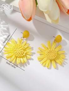 OOQ 1 Pair Handmade Raffia Straw Sunflower Pendant Earrings, Fashionable & Sweet Elegant Beach Holiday Versatile Earrings, Suitable As Gift For Any Occasion (Handcrafted Raffia Weaving, Random Direction And Shape) - Yellow - View 5