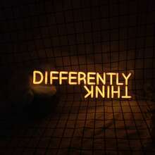 1 st varmvit LED-neonljus "Think Differently", USB-driven plastväggmontering, knappkontroll | lämplig för hemmet, fabriksdirekt, anpassningsbar, lågspänning, glasklistretillbehör, obruten bas, ingen överhettning - Varm vit - Visa 6