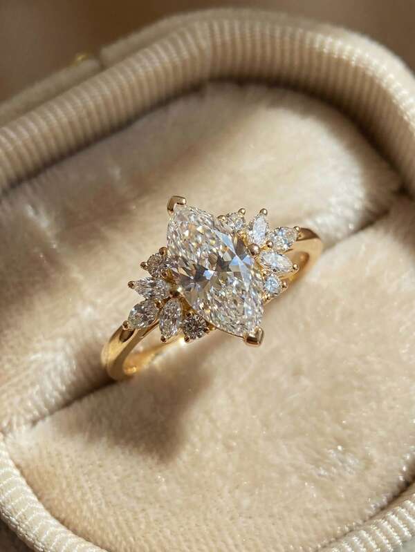 1pc Luxury Fashion Versatile Sparkling Starburst Design Women's Copper Ring, Suitable For Women's Daily Commute, Party, Banquet, Engagement, Wedding Accessories, Best Jewelry Gift For Women