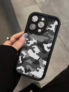 Funda minimalista a prueba de golpes con patrón de camuflaje negro, pintada con ranuras, nueva, a prueba de golpes, gruesa y elegante, compatible con iPhone 17/17 Pro/16 Pro Max/13/16/15/15 Pro Max/14/11/12/12 Pro Max/XS/XR/7/8/SE2, regalo de aniversario, teléfonos móviles, bolsos, accesorios para móviles, fundas para teléfonos, decoración de interiores, accesorios, fundas transparentes para teléfonos, verano, correas para teléfonos, fundas para teléfonos de hombre, fundas negras para teléfonos, fundas rosas para teléfonos, funda para móvil para hombre, funda para móvil para mujer, protección para teléfonos móviles, accesorios de playa, regalos de fresa, fundas protectoras para teléfonos. - Estilo (1 pieza) - Ver 2