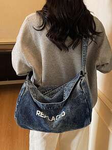 Este es un bolso de mano de mujer de color azul claro, de estilo de moda y sencillo, hecho de tela de mezclilla con un diseño de doble asa, adecuado para deportes al aire libre, ir al trabajo, ir de compras, vida universitaria y viajes cortos. - Azul - Ver 3
