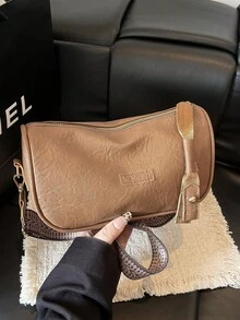 Un diseño pequeño, clásico y versátil que es popular este año. Esta nueva bolsa de estilo vintage 2026 con un solo strap para el hombro es adecuada para el uso diario y es una excelente opción para mujeres. - Multicolor - Ver 12