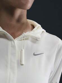 Nike Áo khoác chạy bộ chống thấm nước và có thể gấp gọn Swift Repel dành cho nữ HQ0651-133 - trắng - Xem 3