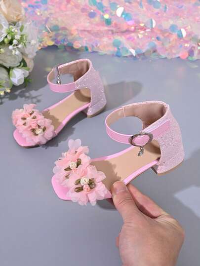 Giày sandal cao gót thời trang mới cho trẻ em, thoải mái cho học sinh, phù hợp cho các bữa tiệc, khiêu vũ và dã ngoại, thiết kế khoét rỗng.