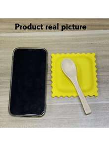 1/3 miếng lót muỗng silicon hình bánh quy hoạt hình dễ thương - Tấm lót chịu nhiệt dùng cho dụng cụ nấu nướng trong nhà bếp, nhà hàng. - Nhiều màu - Xem 2