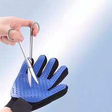 Găng tay chải chuốt thú cưng bằng silicon, bàn chải massage cho mèo, dụng cụ loại bỏ lông chó mèo, đồ dùng vệ sinh cho thú cưng. - Màu xanh lam - Xem 3