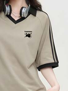 JUTU 春夏卡其灰黑撞色领宽松 Polo 衫，撞色袖条纹黑猫印花柔软针织优雅度假休闲装 - 2A33卡其灰拼黑-1192 - 查看 5