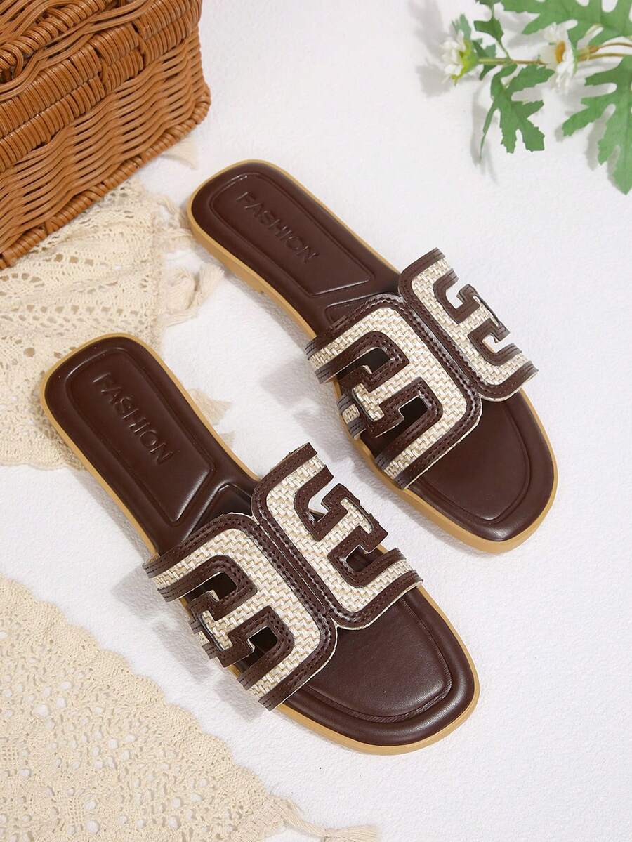 Sandalias planas de mujer con forma de H tejida y hueca, sandalias de verano con punta abierta y deslizamiento, calzado casual para vacaciones - Marrón - Ver 1