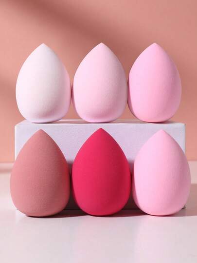 6 gąbek do makijażu, odpowiednich do kremu i pudru, aplikator do sypkiego pudru