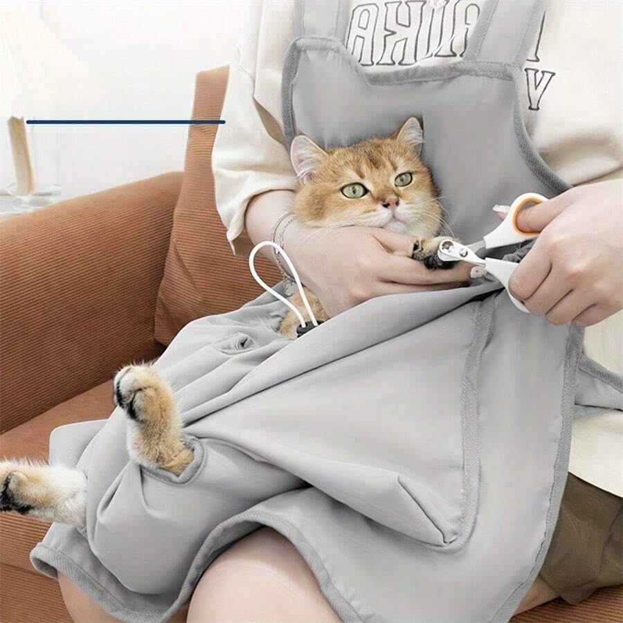 4件套安全开口猫咪美容围裙，透气宠物包，方便修剪指甲和清洁耳朵的围兜，防刮，舒适的户外斜挎包，无需电池