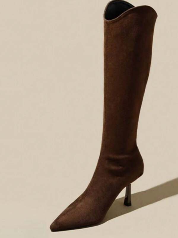 Botas Altas Femininas de Camurça com Salto Alto e Bico Fino, Outono/Inverno