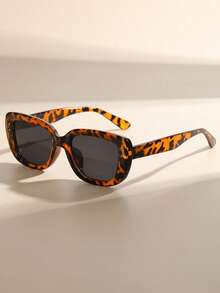 New Retro Square Fashion Glasses For Women, Minimalist Elegant Fashion, Suitable For Outing, Vacation, Versatile Accessory - Leopard - View 6