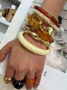7件套时尚奢华独特闪亮优雅百搭复古精致树脂琥珀色和象牙色金属串珠手链套装，女士适用，适合日常佩戴、节日和派对场合。 - 彩色 - 查看 7