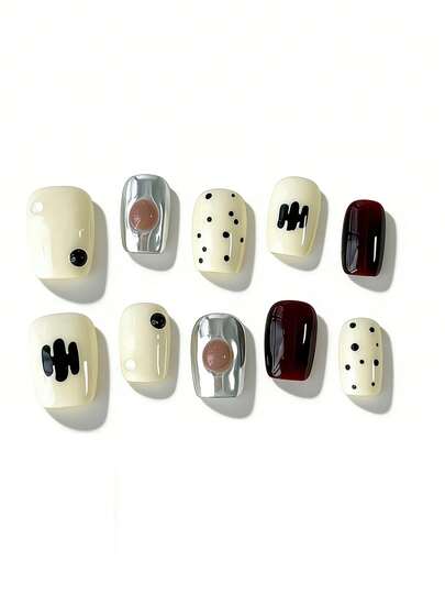 这款10件装手袋采用大胆前卫的撞色设计，以柔和的象牙白、金属银和深邃的酒红色为主色调，点缀以俏皮的黑色波点、抽象的笔触和立体圆形装饰，散发出浓郁的Y2K极简主义时尚气息。高光泽的亮面和短方形的造型，打造出百搭吸睛的日常质感。这款时尚的设计能够为任何装扮增添个性魅力，是日常出行、休闲聚会和各种活动的理想之选。